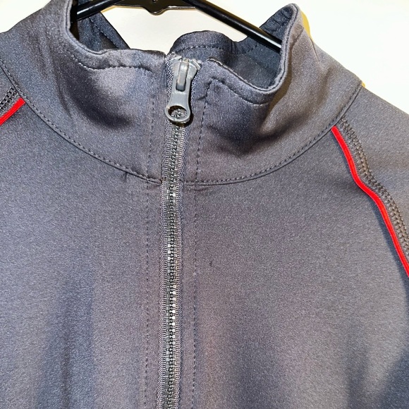 Danskin Now Semi Fitted Jacket - Picture 5 of 5